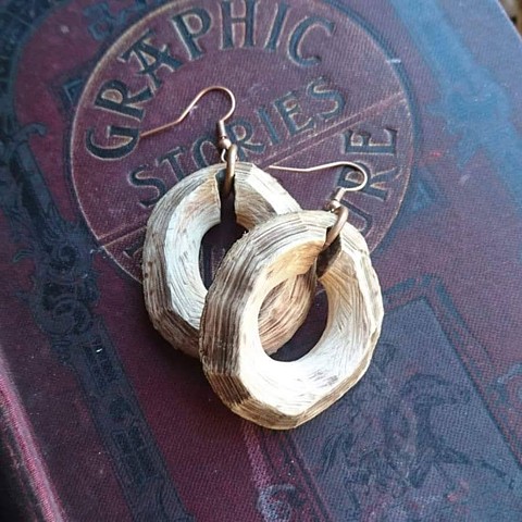 Hawthorn earrings