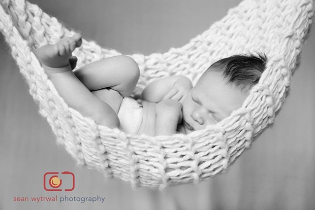 Newborn Hammock -- Photography Prop