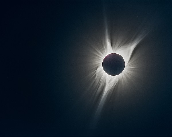 Total Eclipse: Sun's Corona

Aug 2017