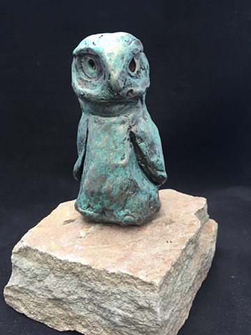 Wily Owl in resin with bronze patina
