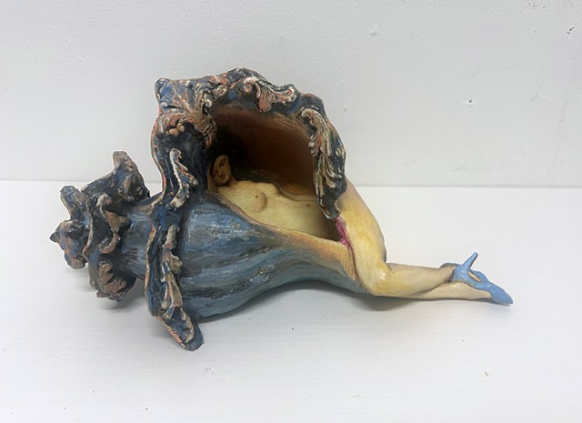 Reclining Shell #4