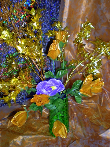 Can You Dig It? A Chromatic Series of Floral Arrangements (Gold)