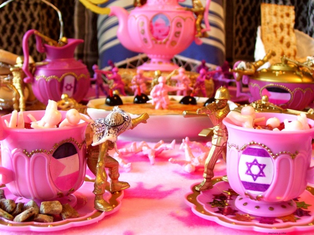 THE  ISRAELI  PALESTINIAN  TEA  PARTY    (TWO CUPS)  
