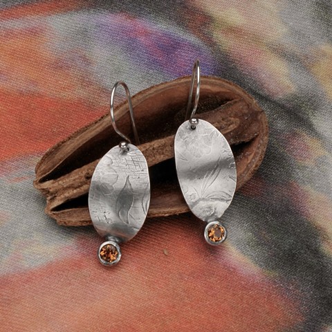 textured silver petals w/ 4mm bezel set golden citrine on sterling ear wire  #122e