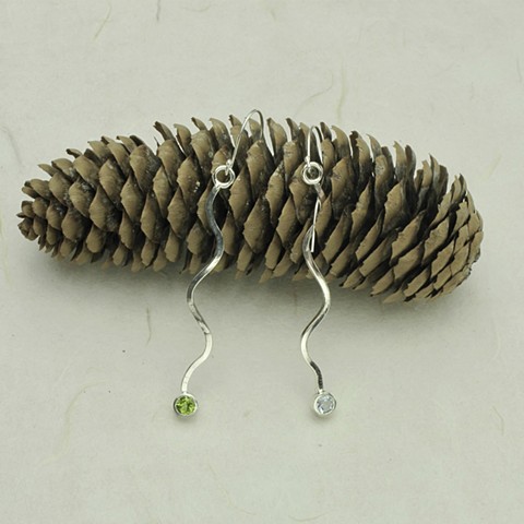 silver wave earrings with peridot and aquamarine #905E