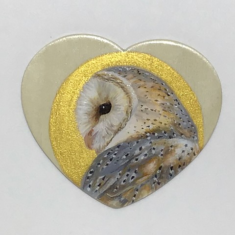 Barn Owl, Miniature heart painting, miniature barn owl, Valentine bird art, Sue Betanzos art, Valentine heart bird, Valentine art, sue betanzos designs