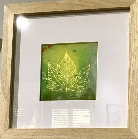 reverse glass painting, botanical painting, leaf painting, tree painting, sue betanzos art, verre' eglomise', glass painting