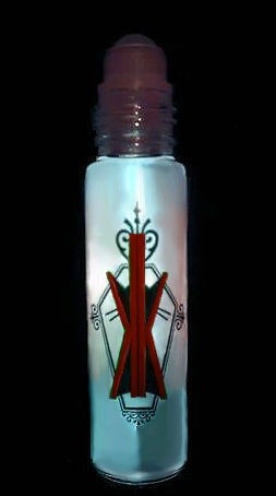 THE BLUE WHALE Purr-fume oil by KITTY KORVETTE