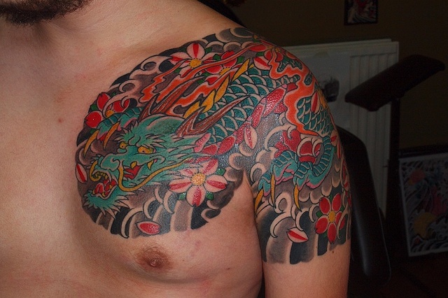Dragon and cherry blossom 1/4 sleeve japanese tattoo japanese tattoo irezumi horimono wabori fil wood
