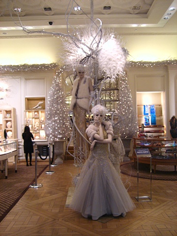 Main  Floor - Fifth Avenue Entrance 