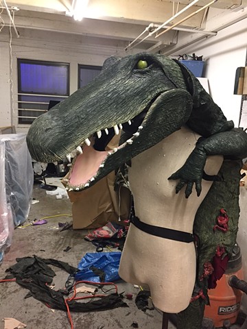 Alligator mask and snapping jaw mechanism designed by Jessica Scott, 2016. 