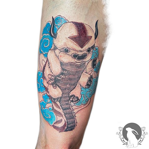 Tattooing The White Rabbit from Alice In Wonderland - YouTube