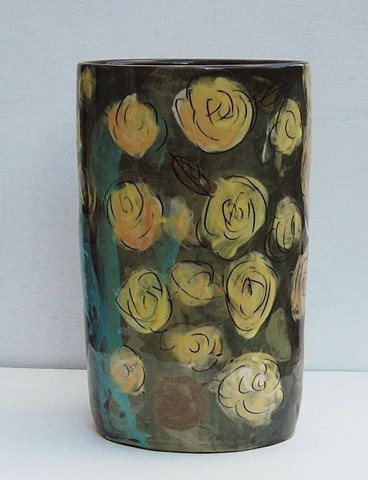 822. flower vase