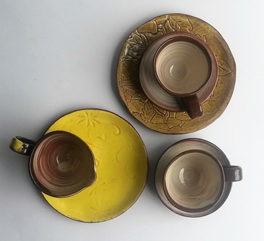 small cups, jugs, plates