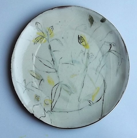 dinner plate with plants