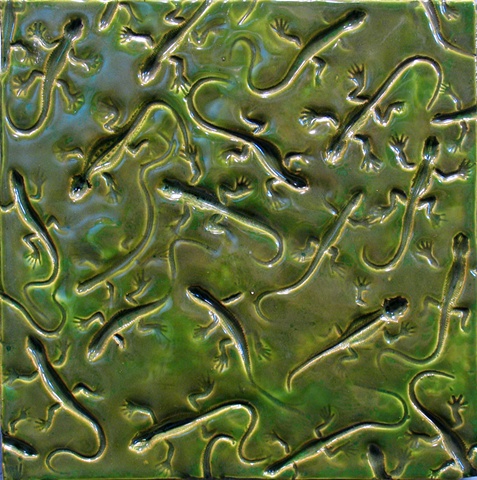 SOLD Green Lizard tile 8"x8"