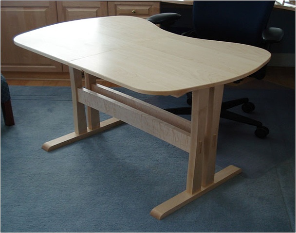 Maple Kidney Shaped Table 
