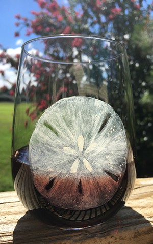 Sand Dollar wine glass