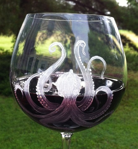 "Olive" Octopus wine glass