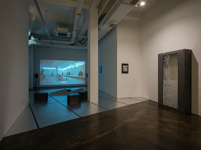 파라클레토스 Who Stands Beside