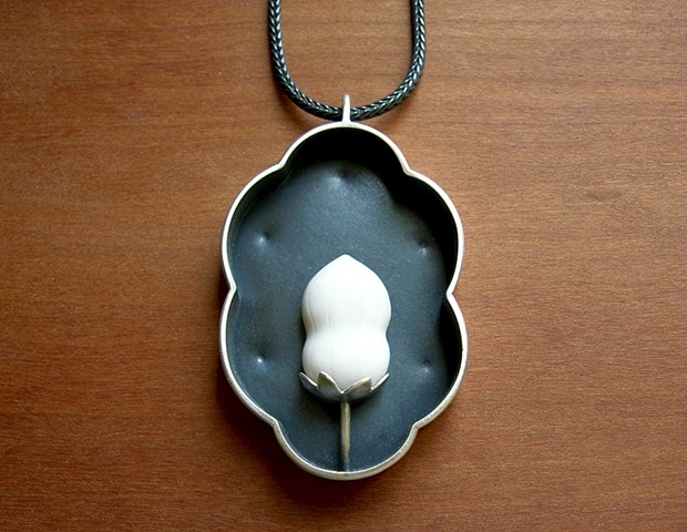 yucca necklace