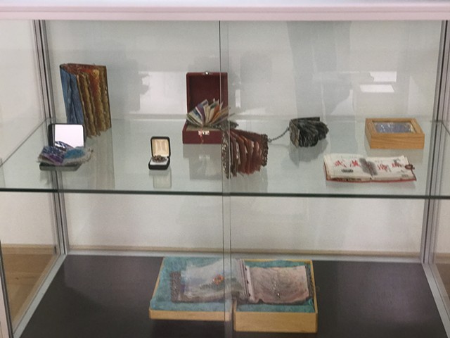Display cases - books & objects