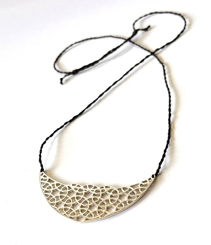 Seljuki Saʿāda Cresent Necklace (2015)