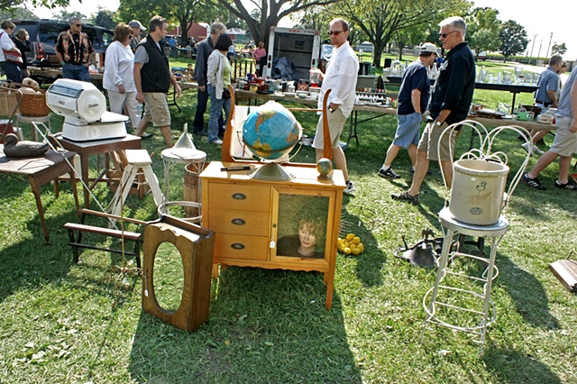 Antique Fair 23