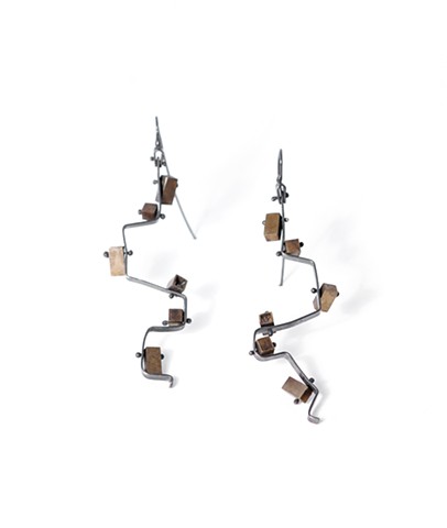 MIRO earring by Jennifer Bennett of Di Luce Design, oxidized silver, brass, squares, rectangles, geometric, 