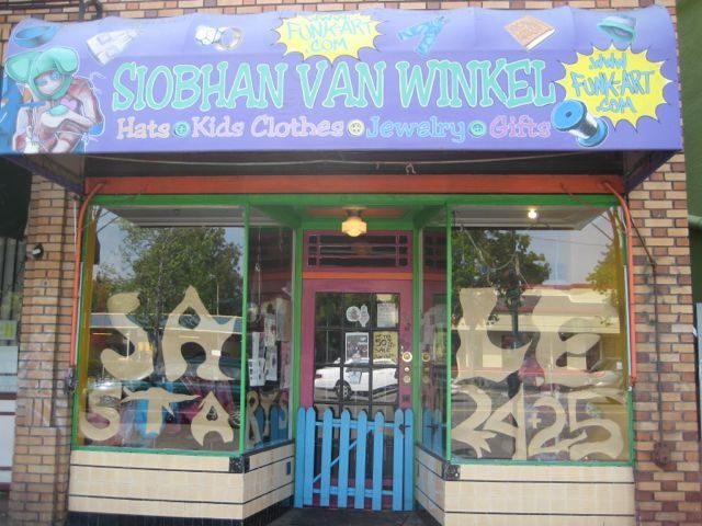Siobhan van Winkel FunKtional Art