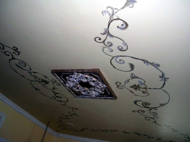 Golden Scrollwork Ceiling