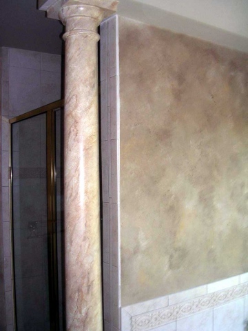 Marbled Column and Tricolor Glazing