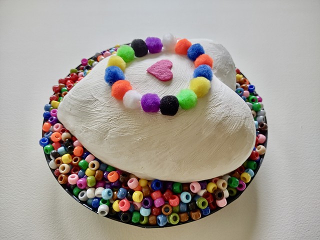 A Cake for Peace and Love, Image B