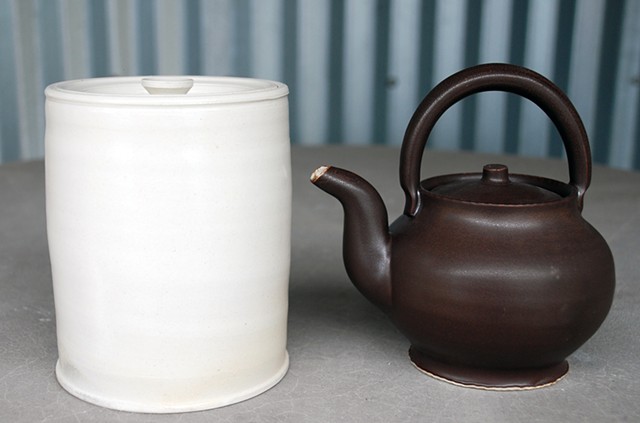 Tea Jar Teapot 2012
