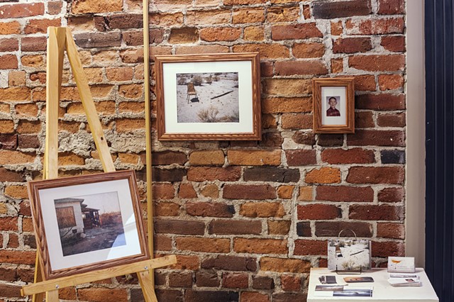 At A Loss, Brick Wall Photographic Gallery