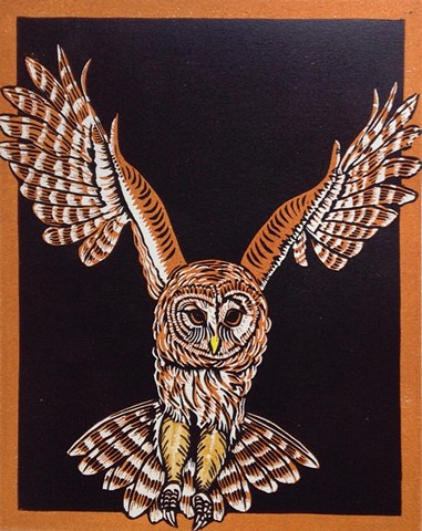 a chiaroscuro linocut of a barred owl in flight by Leslie Moore of PenPets