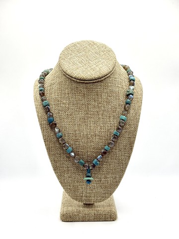 Labradorite, ancient blue Djenne beads  (1000 AD, Mali)