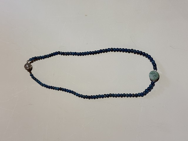 Blue apatite beads with a Sassanian intaglio aventurine 'Fish Human' pendant (224-651 AD) (25022)