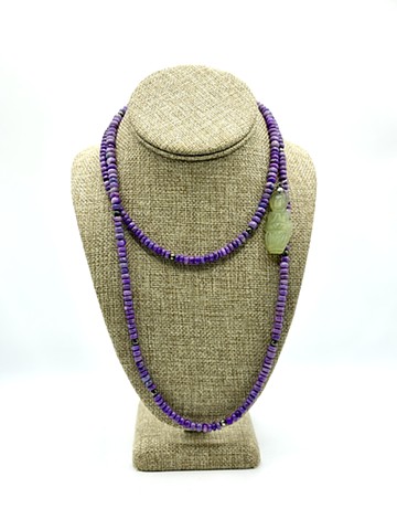 Purple phosphosiderite / Vietnamese carved jade