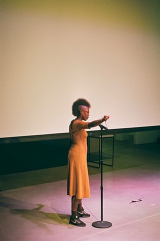 Miatta Kawinzi, performance