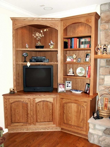 Custom Oak Built-in Left Side