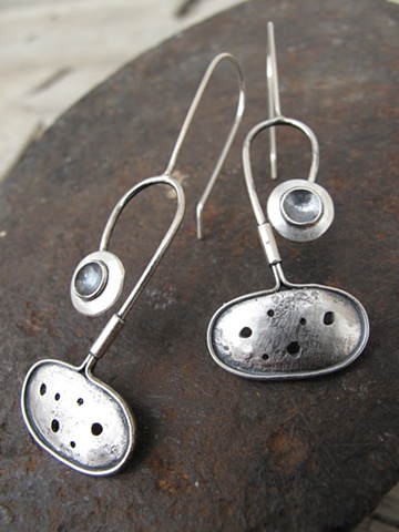 oval drops with coin scoop element
