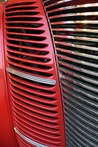 Red/Chrome Grill