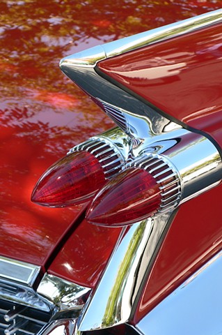  Red Tail Fins