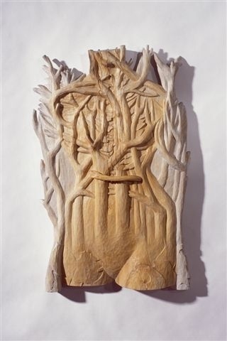 Wood sculpture about nature by Lin Lisberger