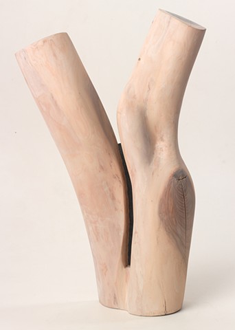 Carved wood sculpture about figure and ground by Lin Lisberger #figureorground