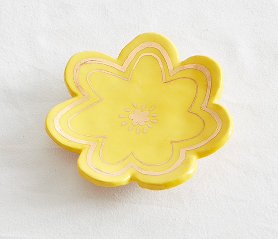 Yellow flower dish
