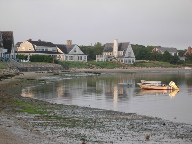 Cape Cod Houses