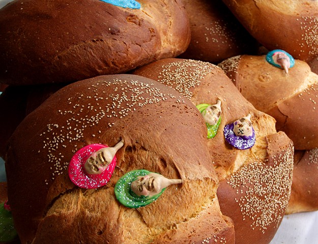 Muertos Bread 0566