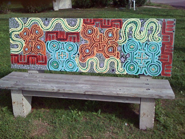 ERICHA'S BENCH BACK INSPIRED BY A MOLA